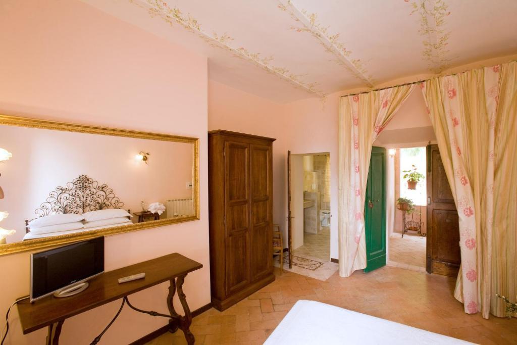 Villa Gioia Civita Φαμπριάνο Δωμάτιο φωτογραφία